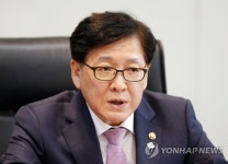 정진엽 장관 바이오·제약 전문인력 양성 확대