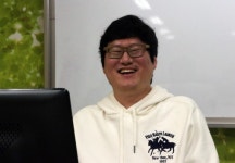 팔과 다리가 굳어버린 저는 중증장애 선생님입니다