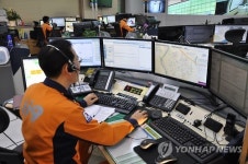 집에서 밥 먹던 3살 여아 유아용 밥상에 끼였다가 구조