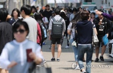 황금연휴에도 학원으로
