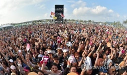 재즈·EDM·록…음악 페스티벌의 계절, 취향대로 즐긴다