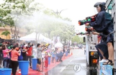 신나는 온천수 물총대첩