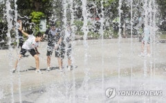 충북 때 이른 불볕더위…이틀째 낮 기온 30도 육박