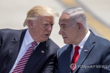트럼프, 환대 속 이스라엘 방문…이-팔 평화협상 재개 모색(종합2보)