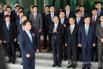 대검 떠나는 김주현