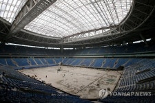 FIFA 北 근로자들 러시아 월드컵 경기장 건설에 투입돼