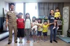 7남매 둔 40대 해군 중사 부부 "존재만으로 행복"