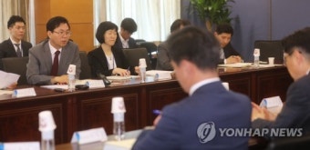 모두발언하는 이한주 분과위원장