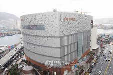 롯데백화점 광복점에 영호남 마을기업 직거래 장터