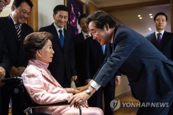 손명순 여사 예방한 이낙연