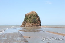 백미리 마을 감투섬