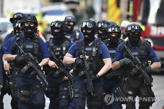 英경찰 수장 