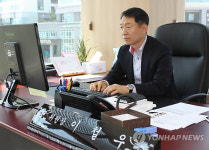 이철우 초대 울산지방노동위원장