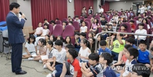 초등생 만난 세종시장