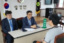 법률 고민 해결…영동군 찾아가는 상담실 인기