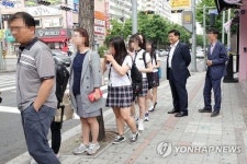 강원 동해·강릉시장 소통·파격 눈길