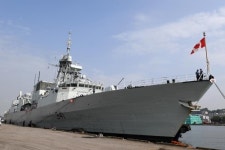캐나다 해군함정 건국 150주년 친선활동 인천 입항