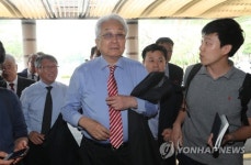 10년 만에 서울 온 장웅 IOC 위원