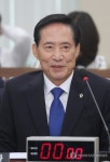 미소 짓는 국방부 장관 후보자
