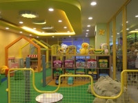(Yonhap Feature) giant retailer-traditional market