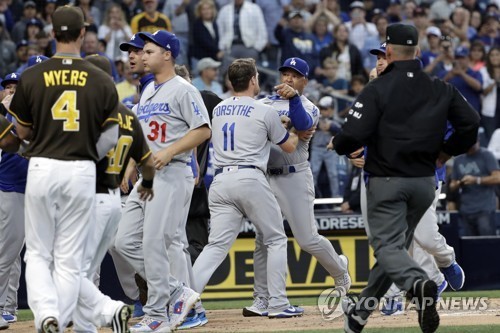 다저스, 샌디에이고 꺾고 NLCS 진출 확정!(rowIndex: 1)