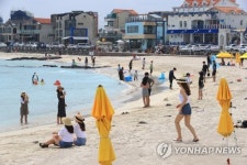 제주 월정해변의 여름