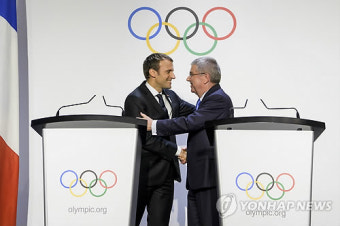 프랑스 대통령 마크롱, 2024 파리 올림픽 후까지 새 총리 임명 유보 결정