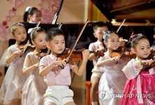 북한 평양 경상유치원