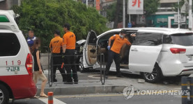 대전서 시내버스-승합차 충돌