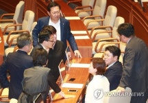 장제원 둘러싼 민주당