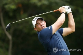 바바솔 챔피언십 이틀 연속 '60타'…스톨링스, 3R 단독 선두
