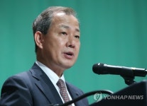 환영사 하는 김인철 총장