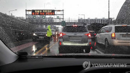 개통 4개월 국내 최장 해저터널 침수…배수펌프 무용지물