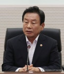 발언하는 박인용 장관