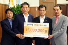 찜통더위 잊은 충북 수해 복구 현장…도움 손길 잇따라