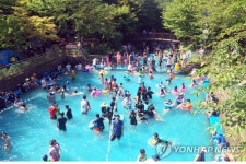 피서는 계곡 물놀이장이 최고