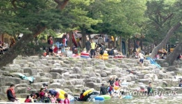 국민 관광지 수승대 계곡