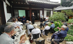 발언하는 배기동 신임 국립중앙박물관장