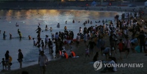 해운대의 밤은 낮보다 뜨겁다
