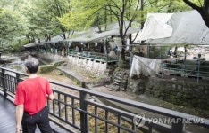 서울시, 수락산·우이동계곡 불법 평상 음식점 적발