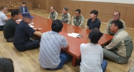 7시간 만에 나타나서…STX측 늑장방문에 유족들 분통(종합)