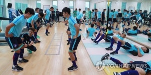 비가 오니 실내에서 훈련을