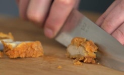 동물복지 논란에 실험실 고기 주목…빌 게이츠도 투자