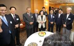 나라사랑 음악회 참석한 피우진