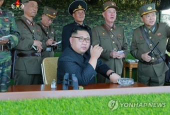북한 김정은, 백령도 등 점령 가상훈련 참관