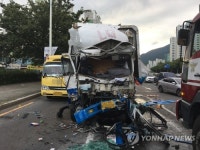 대구 도심서 차 6대 연쇄추돌…7명 부상