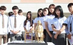 [충북소식] 충북생명산업고 교정에 작은 소녀상 제막