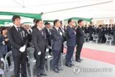 영령들이시여 편안히 쉬시길…