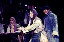 브레히트의 한국적 변용…연극 억척어멈과… 10년만에 재공연