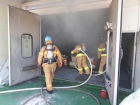 제주 자동차정비 공업사 화재…근로자 1명 경상